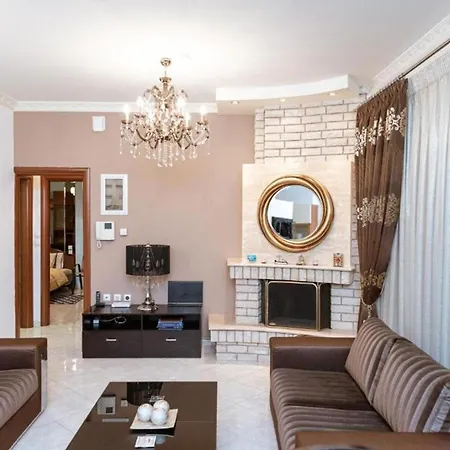 Vosinakis House In * Volos