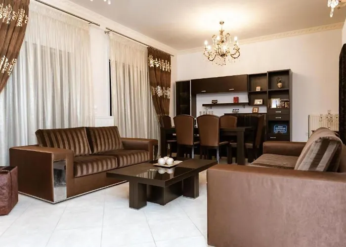 Vosinakis House In *